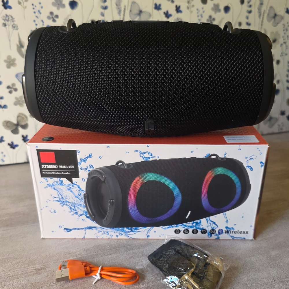Mini LED Bluetooth Speaker - Black